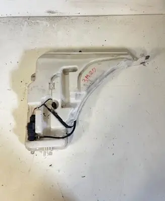 BMW 3 F30 F35 F31 Windshield washer fluid reservoir/tank 7241671 724167110