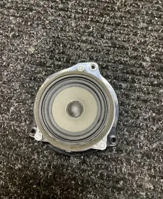 BMW X2 F39 Rear door speaker 9281896 16014910