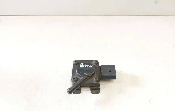 BMW X5 E70 Exhaust gas pressure sensor 7789219 08F23 1362778921901