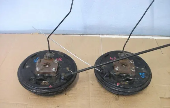 Volkswagen Polo VI Drum brake (rear) 2Q0609075L