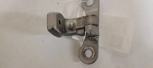 Opel Signum Rear door upper hinge
