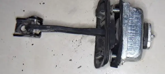 Ford Focus Rear door check strap stopper