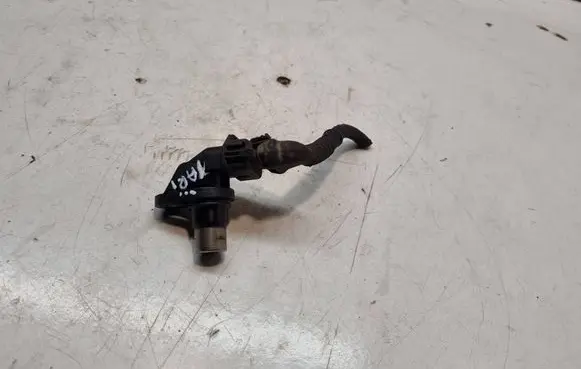 Toyota Yaris Camshaft position sensor 0281002406 002406