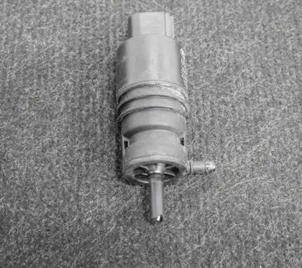 Windscreen/windshield washer pump