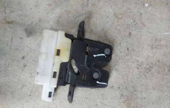 Renault Espace - Grand espace IV Tailgate/trunk/boot lock/catch/latch 8200090434