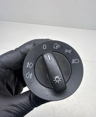 Volkswagen PASSAT B6 Light switch 1K0941431N