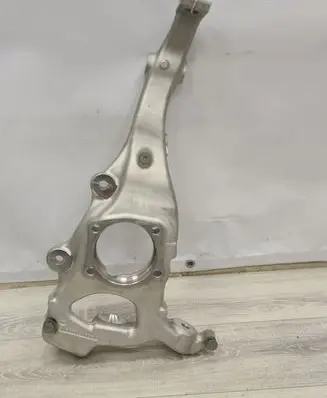 Mercedes-Benz S AMG W222 Front wheel hub spindle knuckle A2223320400