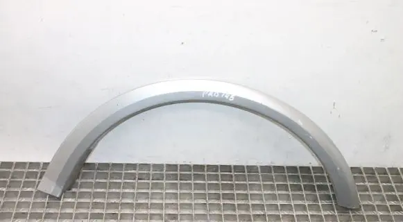 Volvo C30 Fender end trim 30779135