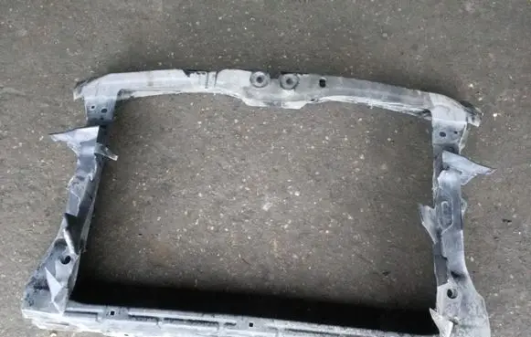 Skoda Octavia Mk2 (1Z) Radiator support slam panel 1Z0010409T