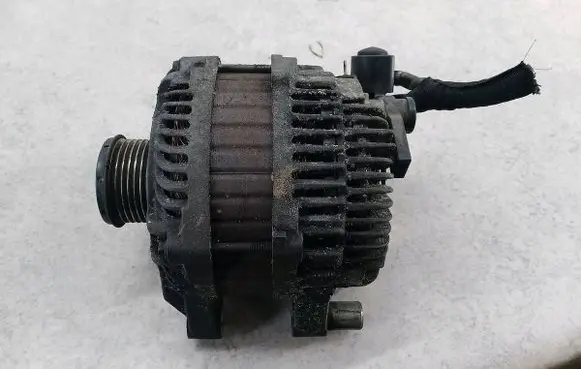 Citroen C4 Grand Picasso Generator/alternator 