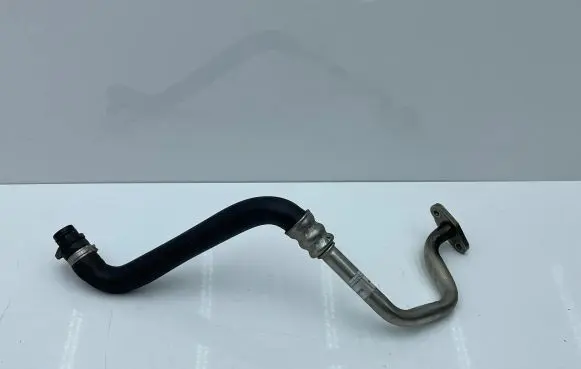 BMW 2 F46 Turbo turbocharger oiling pipe/hose 8513615