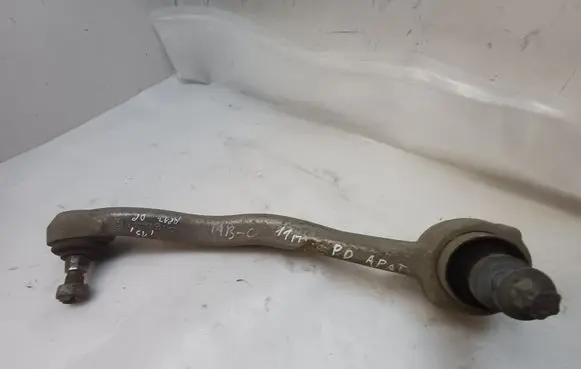 Mercedes-Benz C W204 Front lower control arm/wishbone 20446F1