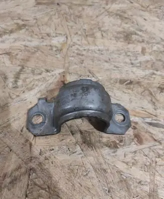 BMW 7 F01 F02 F03 F04 Sway bar bush bracket, front 6775444 10194410