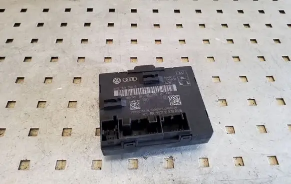 Skoda Superb B6 (3T) Door control unit/module 8X0959795B