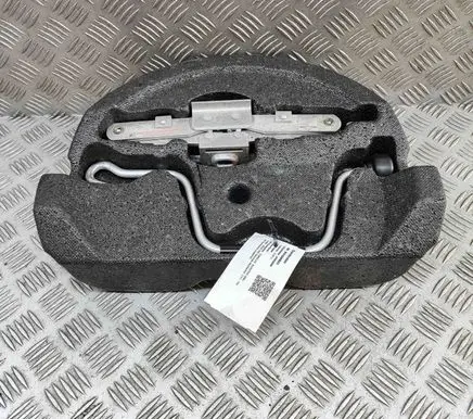 Porsche Boxster 986 Lift Jack 99672121100 99672210100