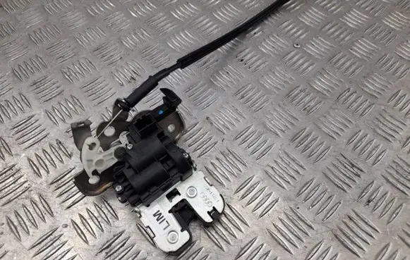 Audi A8 S8 D4 4H Tailgate/trunk/boot lock/catch/latch 4H0827505