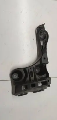 Opel Crossland X Rear bumper mounting bracket 39097403