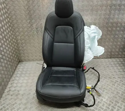 Tesla Model Y Front passenger seat 1456943SNE