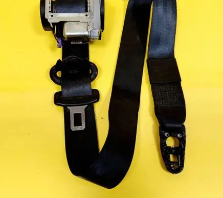 Audi A4 S4 B6 8E 8H Front seatbelt 8E0857705F