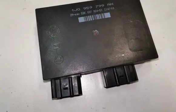 Volkswagen PASSAT B5 Comfort/convenience module 1J0959799AH