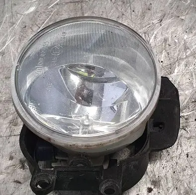 Toyota Auris E180 Front fog light 90008490 8121002110