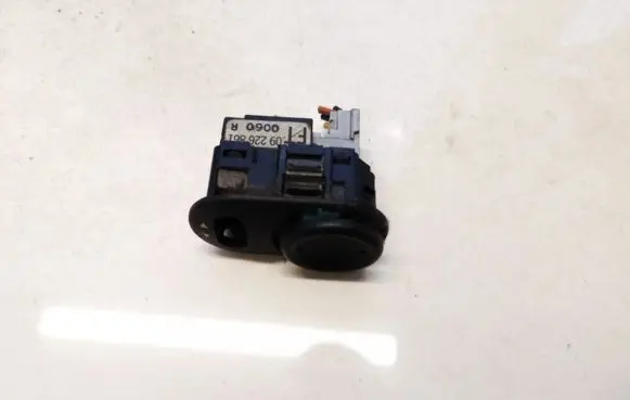 Opel Zafira A Wing mirror switch 09226861