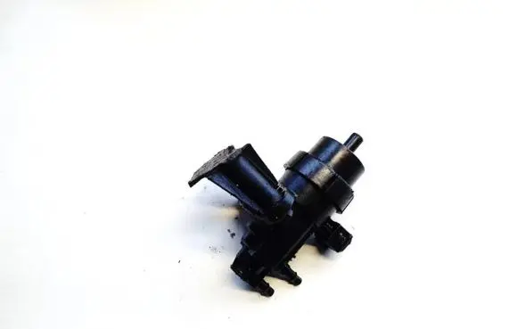 Ford Focus Turbo solenoid valve 98AB-9F882