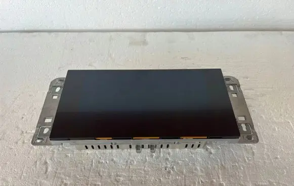 Audi Q3 F3 Screen/display/small screen 83A919604