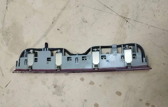 Opel Signum Third/center stoplight 377531