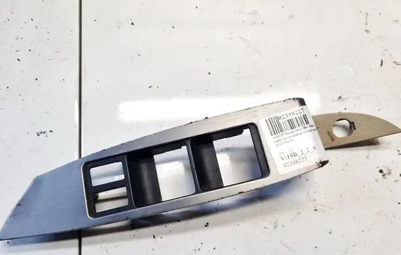 Nissan Murano Z50 Front door window switch trim TFR T-FR