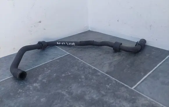 Volkswagen Golf V Engine coolant pipe/hose 1K0122109M