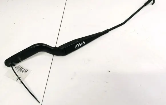 Ford Focus C-MAX Front wiper blade arm 3M5117526AA