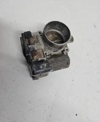 Volkswagen Golf V Throttle valve 03C133062A