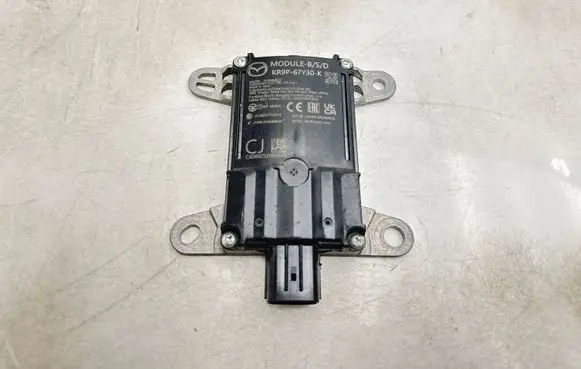 Mazda CX-30 Distronic sensor radar KR9P67Y30K KB9B67Y30X