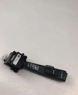 Volvo V40 Indicator stalk 31264168