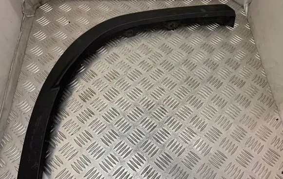 Lexus RX 450H Rear arch trim 7560548020