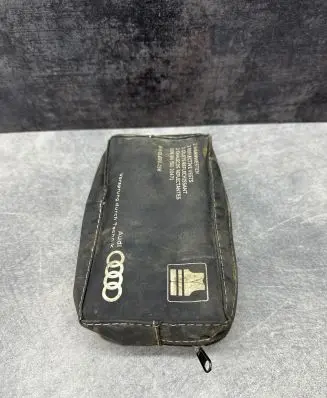 Audi A4 S4 B5 8D First aid kit 8W0093056 EN1S020471