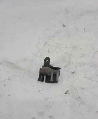 Infiniti FX Turbo solenoid valve K5T48481
