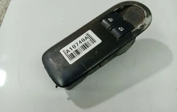 Renault Scenic II - Grand scenic II Electric window control switch 