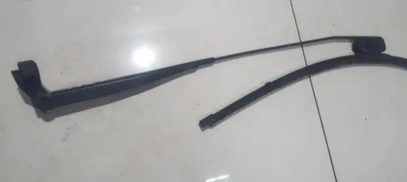Mercedes-Benz A W168 Front wiper blade arm