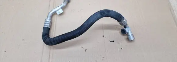 BMW 2 F46 Air conditioning (A/C) pipe/hose 6834659
