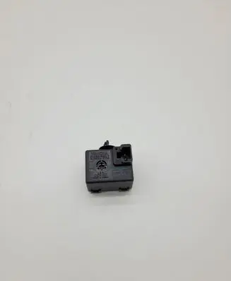Lexus IS 220D-250-350 Horn buzzer relay 8665248010