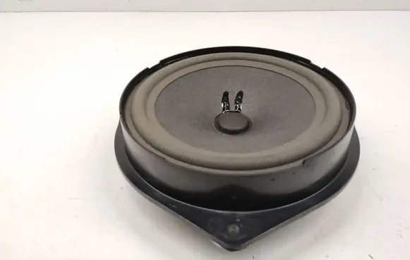 Mercedes-Benz Vito Viano W447 Front door speaker A4478271160