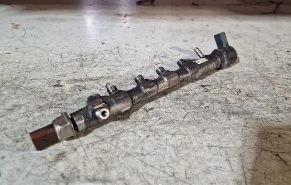 Volkswagen Sharan Fuel main line pipe 03L089N