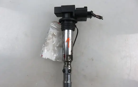 Volkswagen Fox High voltage ignition coil 0040102059