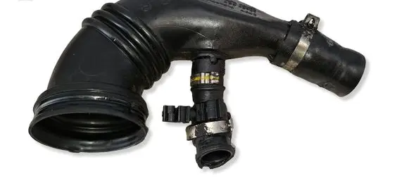 Fiat 500L Turbo air intake inlet pipe/hose 51897510 ASS93709 P0E95070