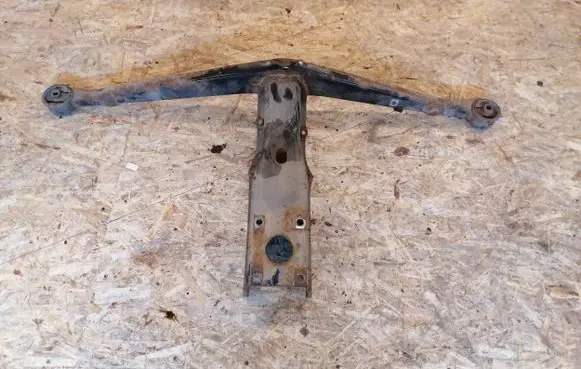 Subaru Impreza II Rear subframe 