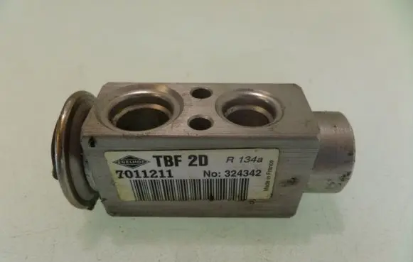 Air conditioning (A/C) expansion valve