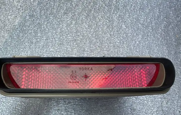 Nissan Terrano Third/center stoplight 265900X001