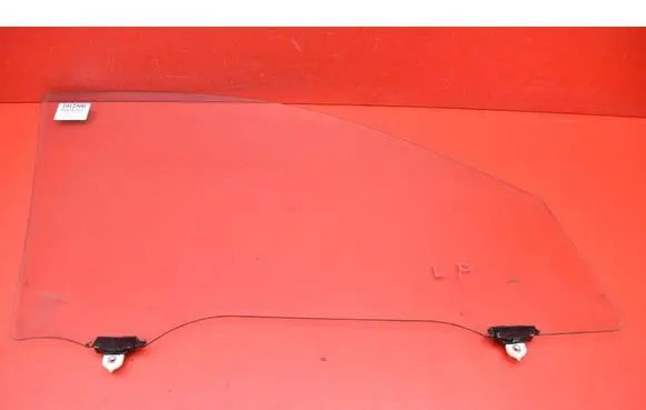 Mitsubishi ASX Front door window glass four-door